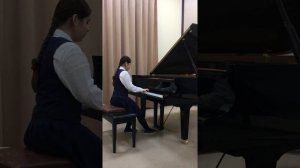 И.С.Бах.Французская сюита . Си минор Аллеманда ,Куранта.