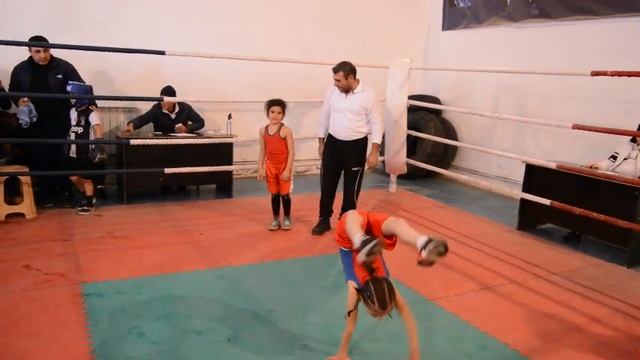 Открытый турнир по боксу Гегаркуникской области Элен Барсегян (Мартуни)-Гаяне Степанян (Эчмиадзин) смотреть онлайн