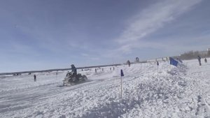 Кросс на Снегоходах Полет на Параплане Надым