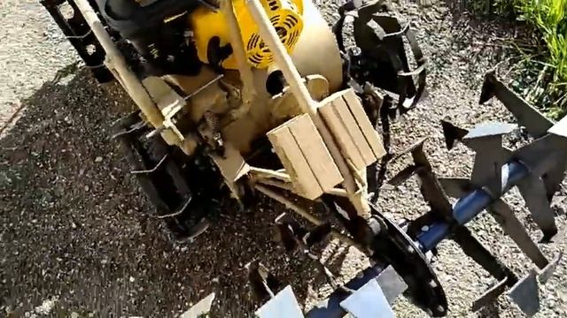 автомат- мини культиватор.Патент