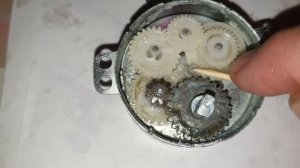 Синхронный электродвигатель TYZ разбор устройство ремонт. Sinhronous motor TYZ inside repair