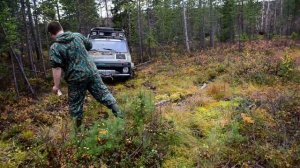 Нива по болоту с винтовыми блокировками