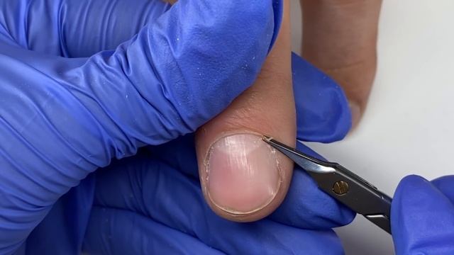 Ужасная кутикула?Снова мучаю мужа?Как убрать налипшую кутикулу идеальный способ?Маникюр смотреть онлайн