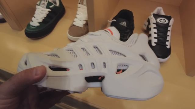 В ПОИСКАХ КРОССОВОК на ОСЕНЬ 2023 (Часть 3) смотреть онлайн