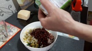 Салат с говядиной.