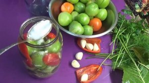 Вкуснейшие зеленые помидоры на зиму по самому простому и быстрому рецепту