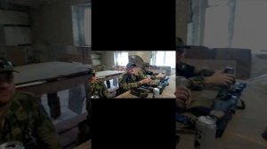 Солдаты ВСУ напали на корреспондента в Чернобыле!(при Съемке данного ролика никто не пострадал)