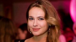 «Дети какие красивые получатся»: Анна Горшкова показала романтическое фото с известным актером