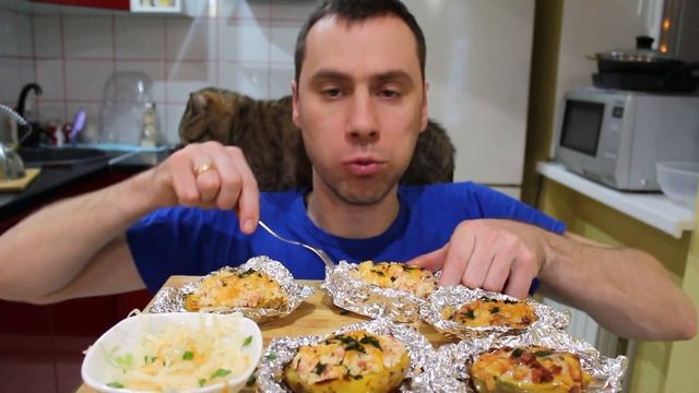 СЕМЕЙНЫЙ МУКБАНГ Крошка Картошка / Помощь / MUKBANG / не АСМР/ reals sound / 먹방