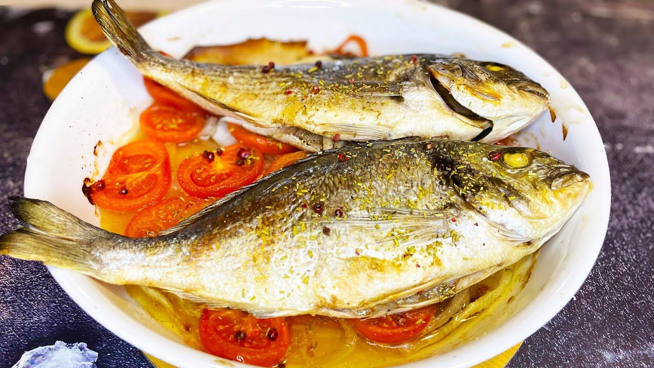 Сочная рыба дорадо, запеченная с овощами
