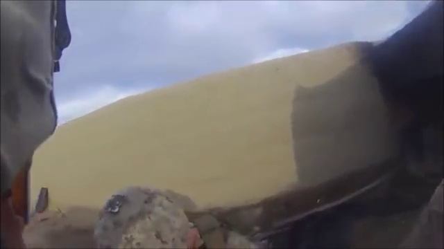 Американский кевларовый шлем спас бойца от смерти смотреть онлайн