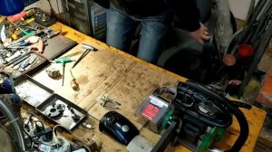 Пила глохнет на высоких оборотах.