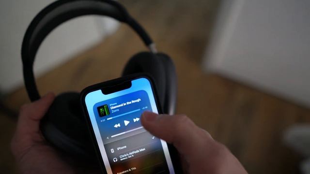 AirPods Max (2 years later) - Still worth it? смотреть онлайн