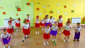 Как танцуют зайки средняя Б группа