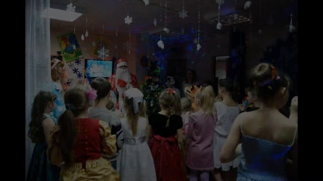 Дед Мороз и Снегурочка. Откуда они появились?(Фотон) смотреть онлайн