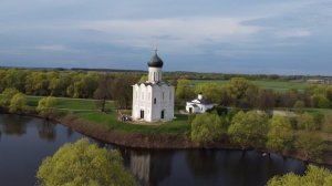 Церковь Покрова на Нерли — белокаменный православный храм во Владимирской области,