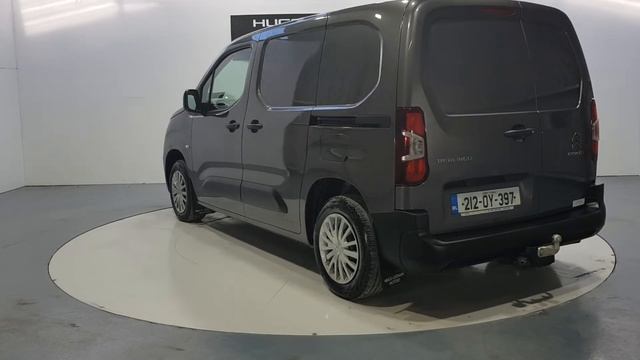 212oy397 - 2021 Citroen Berlingo Berlingo 1.5L 21,995 смотреть онлайн
