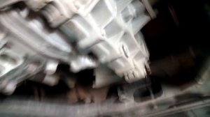 Замена масла в редукторе Nissan Leaf