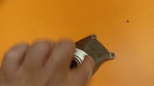 Опорный кронштейн вентилятора mercedes benz W140