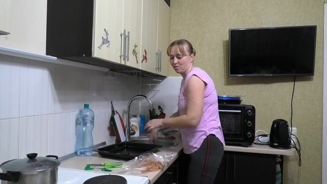 Перестановочка в кухне, Добавила себе годков) Куриное филе в духовке смотреть онлайн