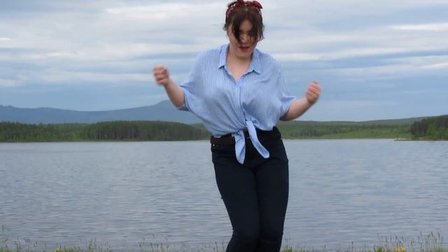 СОВРЕМЕННЫЕ ЛЕГКИЕ ДВИЖЕНИЯ В ТАНЦЕ | DANCE FEFE смотреть онлайн