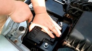 Замена аккумулятора на Extra Start 6СТ-60N R+ (L2) в HYUNDAI ACCENT