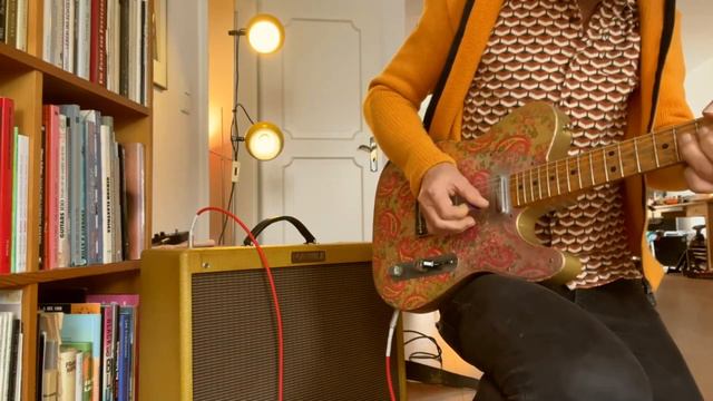 Marble Clubreverb 2 x 10'' / with 5 different Guitars - same setting смотреть онлайн