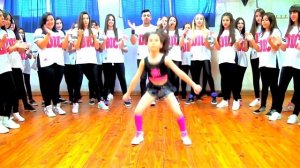 Shaky Shaky Ft. Candela - Reggaeton by Dance is convey (HD)