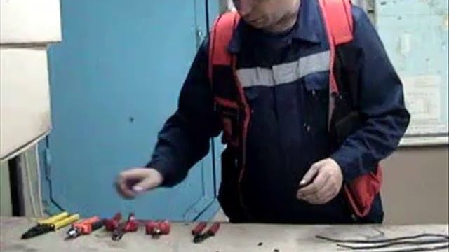 Мастер-класс от Сергея Панагушина. Чем электрики "кусают" провода.