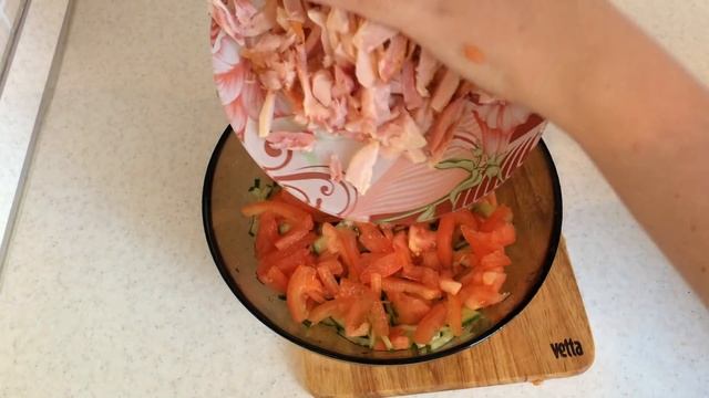 Салат "копченая соломка"