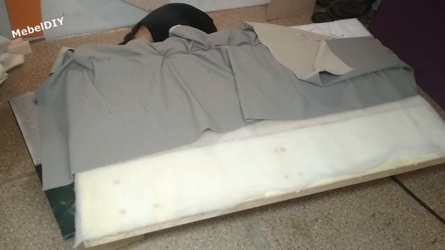Перетяжка мягкой старой грядушки в каретную стяжку.(remaking the bed capitone).