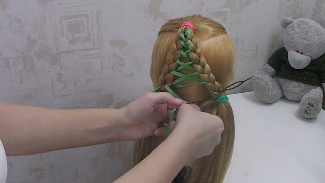 Самая простая НОВОГОДНЯЯ ПРИЧЕСКА для девочек! Ёлочка! Советую посмотреть и повторить!