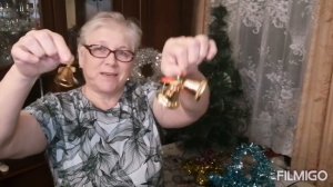 ПОЛЖИЗНИ, ПРОХОДИТ НА КУХНИ...