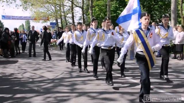 Праздничный парад 9-го мая 2015 года в Кореновске смотреть онлайн