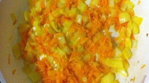 Турецкий суп с чечевицей и мясными шариками