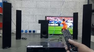 Samsung Blue-Ray 3D & DVD Home Theater System - HT-J4550