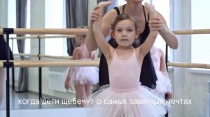 Песня «Я КРАСИВАЯ» - слушать каждой женщине. Автор Наталья Галепа, музыка А. Юдин, поет М. Дорожкова