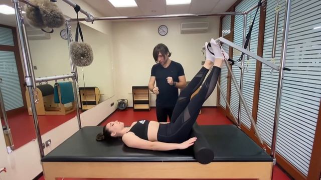 Как укрепить стопы: на тренажёре пилатес и без него смотреть онлайн