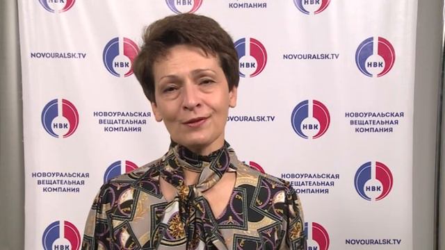 Поздравление начальника Управления образования Администрации НГО И.П. Лобовой с Днем учителя смотреть онлайн