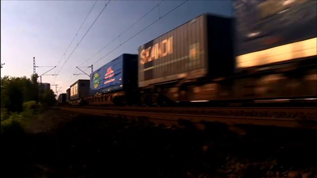 BR 185 Güterzug mit LKW-Aufliegern смотреть онлайн