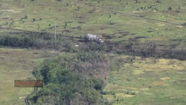 Уничтожение бронетехники противника под Авдеевкой. Один выстрел, один танк. смотреть онлайн