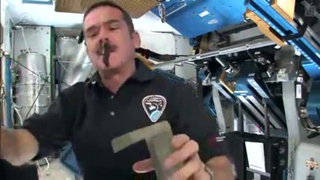 Как подают десерт в невесомости p4Ajz M5eXs смотреть онлайн