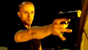 Выжить после 4 триллер