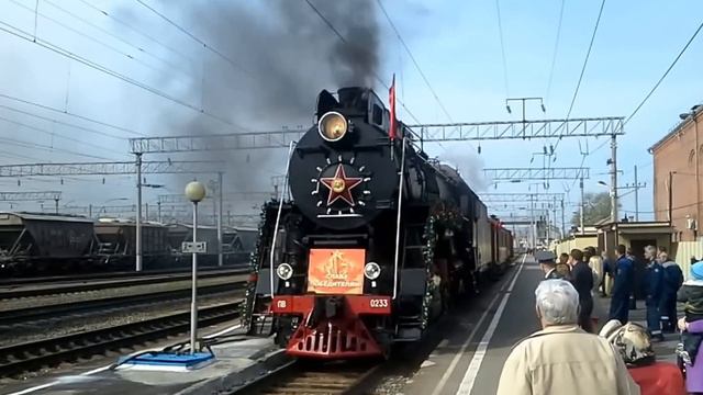 Копия видео поезд "победы" 25.04.2013г. г.Сальск смотреть онлайн