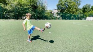 ОБЗОР: Футбольный мяч Nike ACADEMY PRO TEAM CU8041-101 AerowSculpt