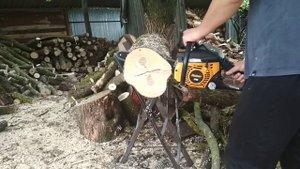 Бензопила AL-KO BKS 35 vs Partner 340s - Обе пилы с заводской настройкой Карбюратора.