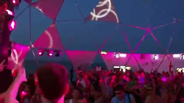 DJ Жук казантип. Интро прот би Дж казантип 2010. Казантип Водный танцпол голые. M pravda Kazantip Meduza.