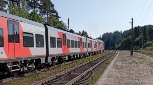 Ласточка на тепловозной тяге (ТЭП70БС) по ст. Хийтола Окт. ж.д.