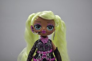 Распаковка куклы Lady Diva LOL OMG Fierce