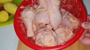 КУРИНЫЕ ГОЛЕНИ С КАРТОШКОЙ В ДУХОВКЕ Ароматные, аппетитные, для любого случая.